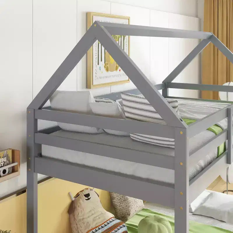 Letto a castello a pavimento in legno di gomma misura doppia con scala e sponde di protezione, struttura a forma di casetta, bianco