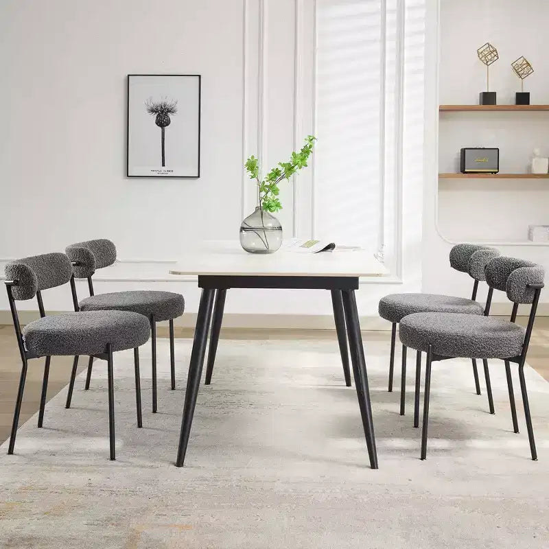 Sedie da pranzo in boucle di metà secolo, set da 2 – grigio chiaro con gambe in metallo nero