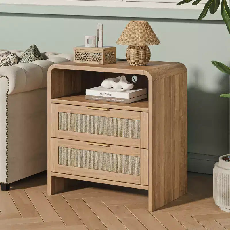 Comodino in Legno Rustico e Rattan con 2 Cassetti, Stazione di Ricarica e Luce Notturna a LED